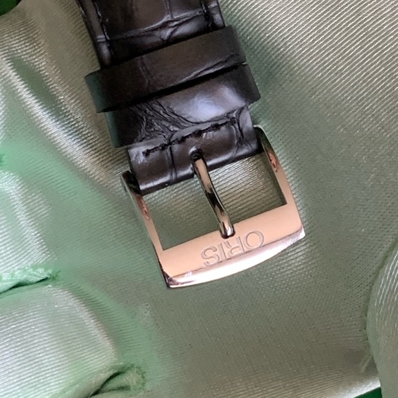 Oris 42mm Automatic Watch - Picture 8 of 9